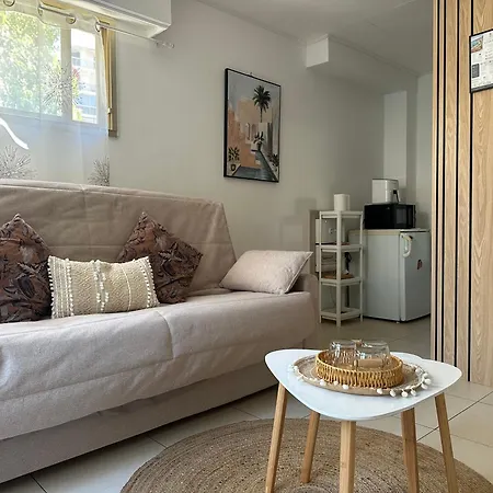 Cosy Terrasse Front * Cagnes-sur-Mer